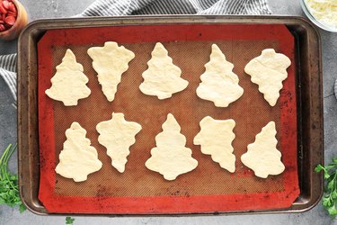 Pre-bake crescent trees