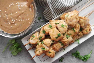 Thai chicken satay with peanut sauce