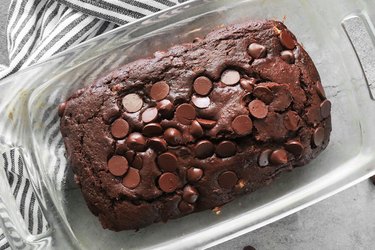 Bake chocolate zucchini bread