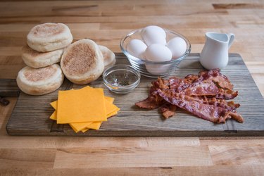 Easy Make Ahead Breakfast Sandwiches