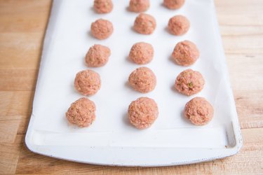 Light Sriracha Turkey Meatballs Recipe