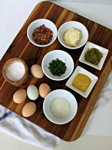 Bacon Deviled Eggs Recipe ingredients