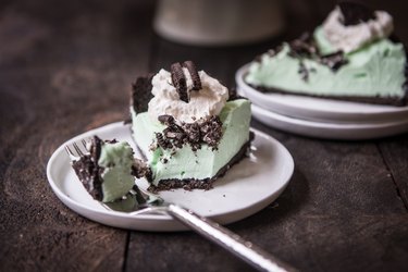 No-Bake Grasshopper Cheesecake Recipe