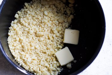 Homemade Macadamia Nut Ice Cream