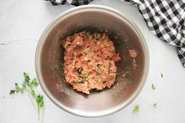 Mix ground turkey, vegetables and spices