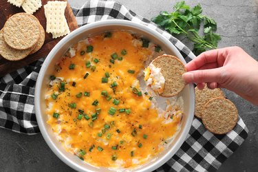 Hot creamy crab dip