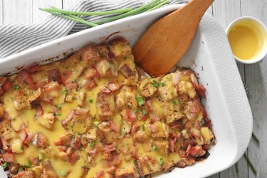 Eggs Benedict casserole recipe