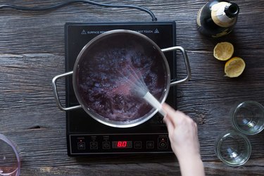 Pomegranate Champagne Jelly Recipe | eHow