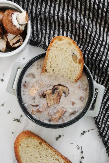 Vegan cream of mushroom soup