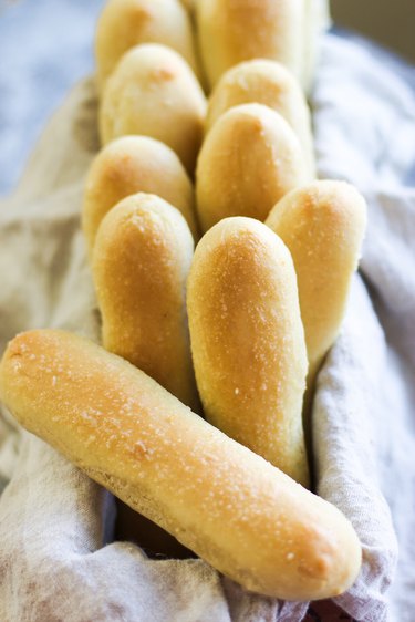 How to Make Olive Garden\'s Breadsticks