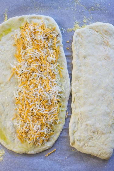 How to Make Domino\'s Cheesy Bread