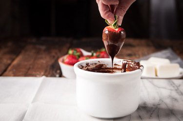 How to Make Chocolate Covered Strawberry Footballs