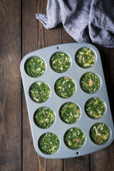 Cheesy Baked Eggs in a Muffin Tin | eHow