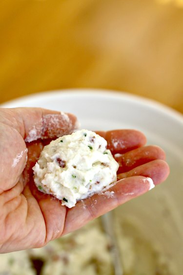 mashed potato cheesy bites in ball