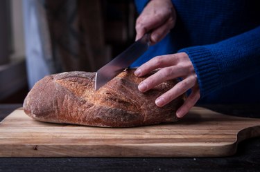 How to Make Tailgate Pull-Apart Bread